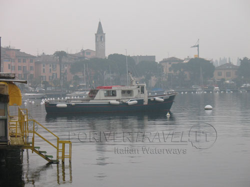 Motorschiff (max. 65 Personen)